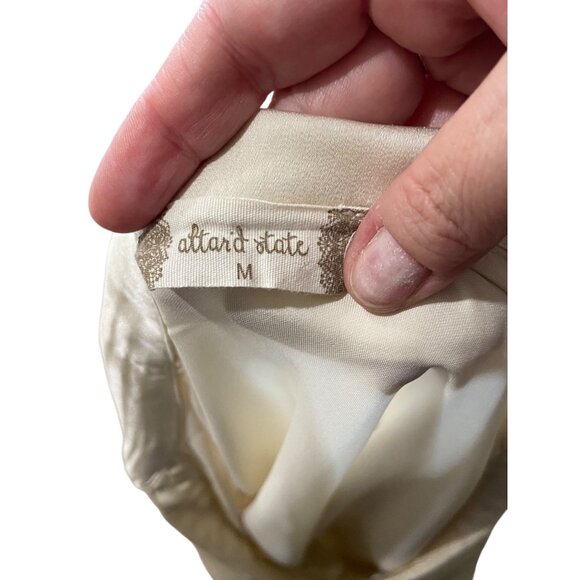 Altar’d State Satin Cropped Ruched Pirate Blouse Cream Size M Festival Baddie - Picture 3 of 12